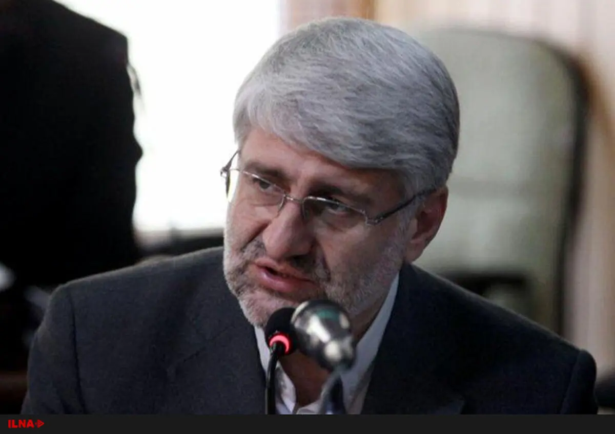 کارگروهی از کانون وکلا و قوه قضائیه با کمک مجلس لوایح مربوط به وکالت را جمع کنند