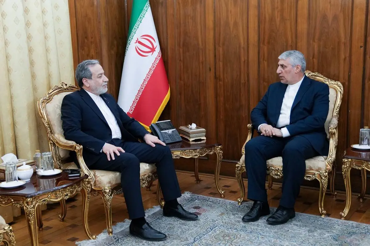  دیدار و گفت‌وگوی سفیر ایران در جمهوری آذربایجان با وزیر امور خارجه