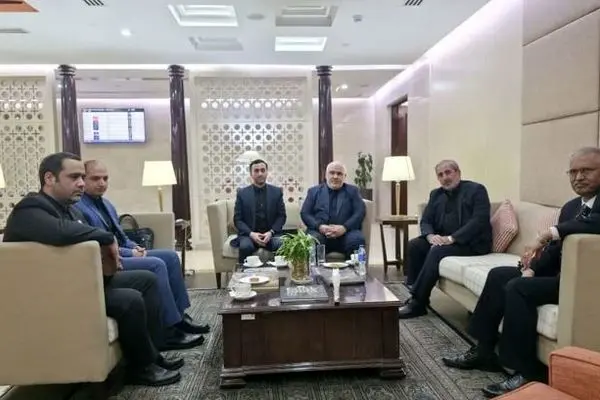 وفد إيراني یصل إلى نيودلهي لحضور اجتماع مستشاري الأمن القومي لدول مجموعة البريكس