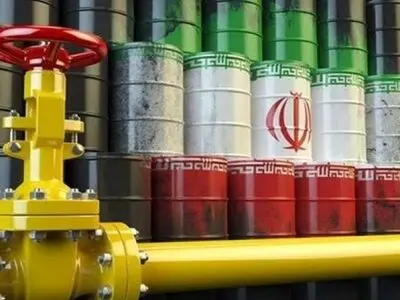 للمرة الثامنة.. ایران تطرح بیع الخام الخفیف عبر بورصة محلیة