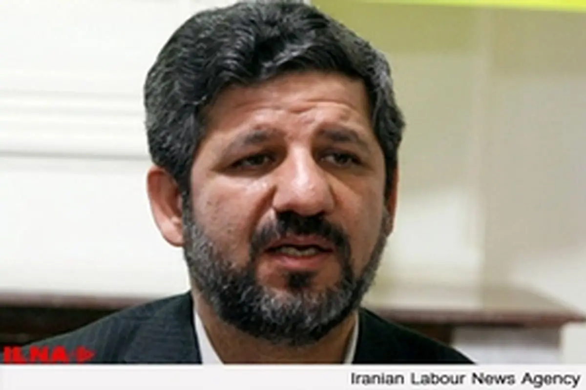 کلید دولت قفلهای اقتصادی کشور را بازنکرده است / دولت از سخن منتقدان واهمه نداشته باشد