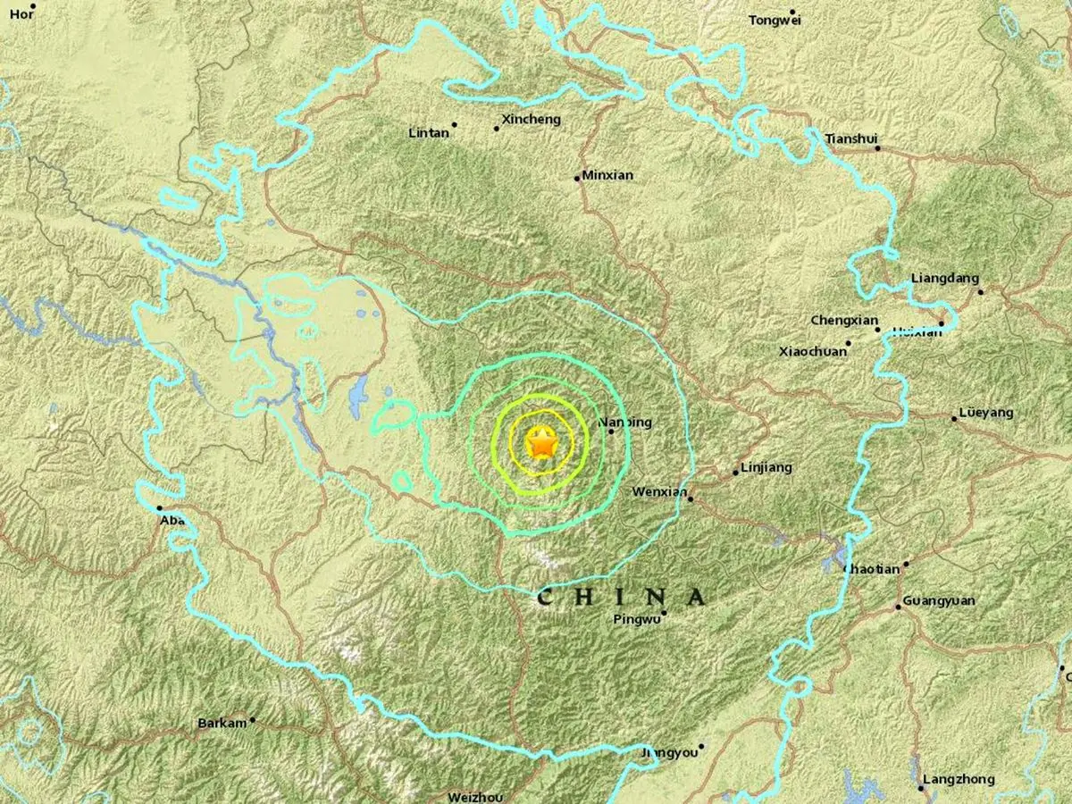 زلزله‌ای شدید مرکز چین را لرزاند