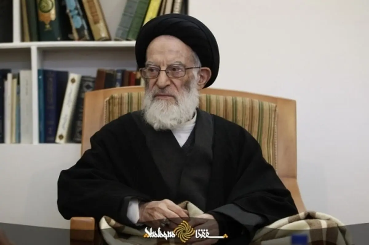 طلاب راجع به غیبت،دروغ و تهمت صحبت کنند/ هرکسی نمی‌تواند وارد سیاست شود