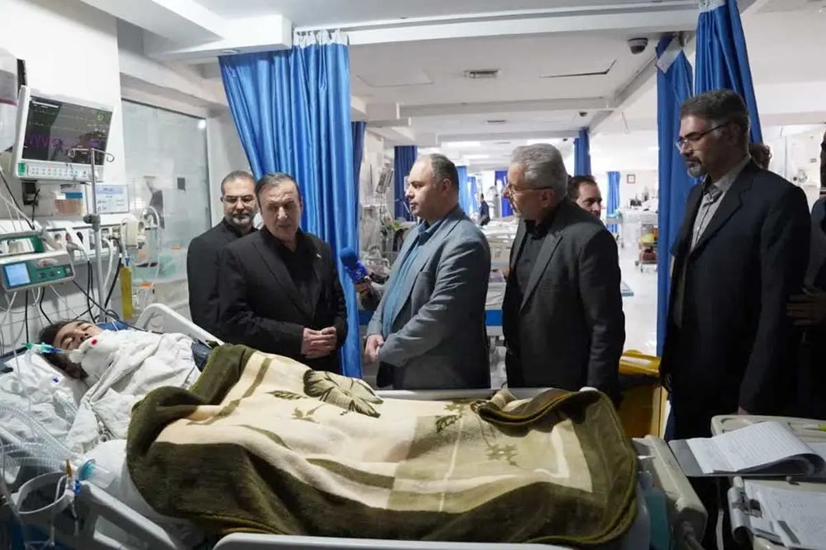 استاندار قزوین با مجروحان جنگ ملاقات کرد/ همه دستگاه‌های اجرایی و امدادی استان در حال خدمت‌رسانی هستند
