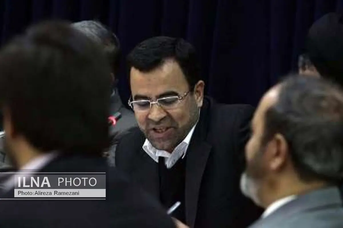 برخی با پخش شب‌نامه در مجلس،  قصد انتقام از دولت و نمایندگان را دارند