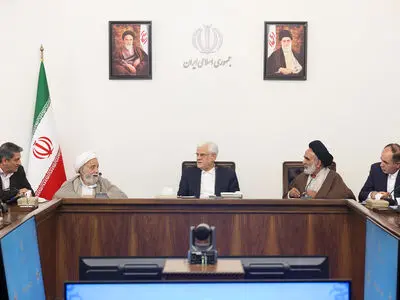  آگاه‌سازی جامعه به پرداخت زکات باید با شیوه‌های تشویقی و مردمی صورت گیرد 