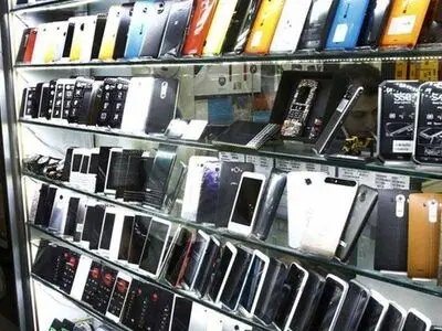 قیمت روز انواع تلفن همراه در ۱۴ فروردین ۱۴۰۳ + جدول