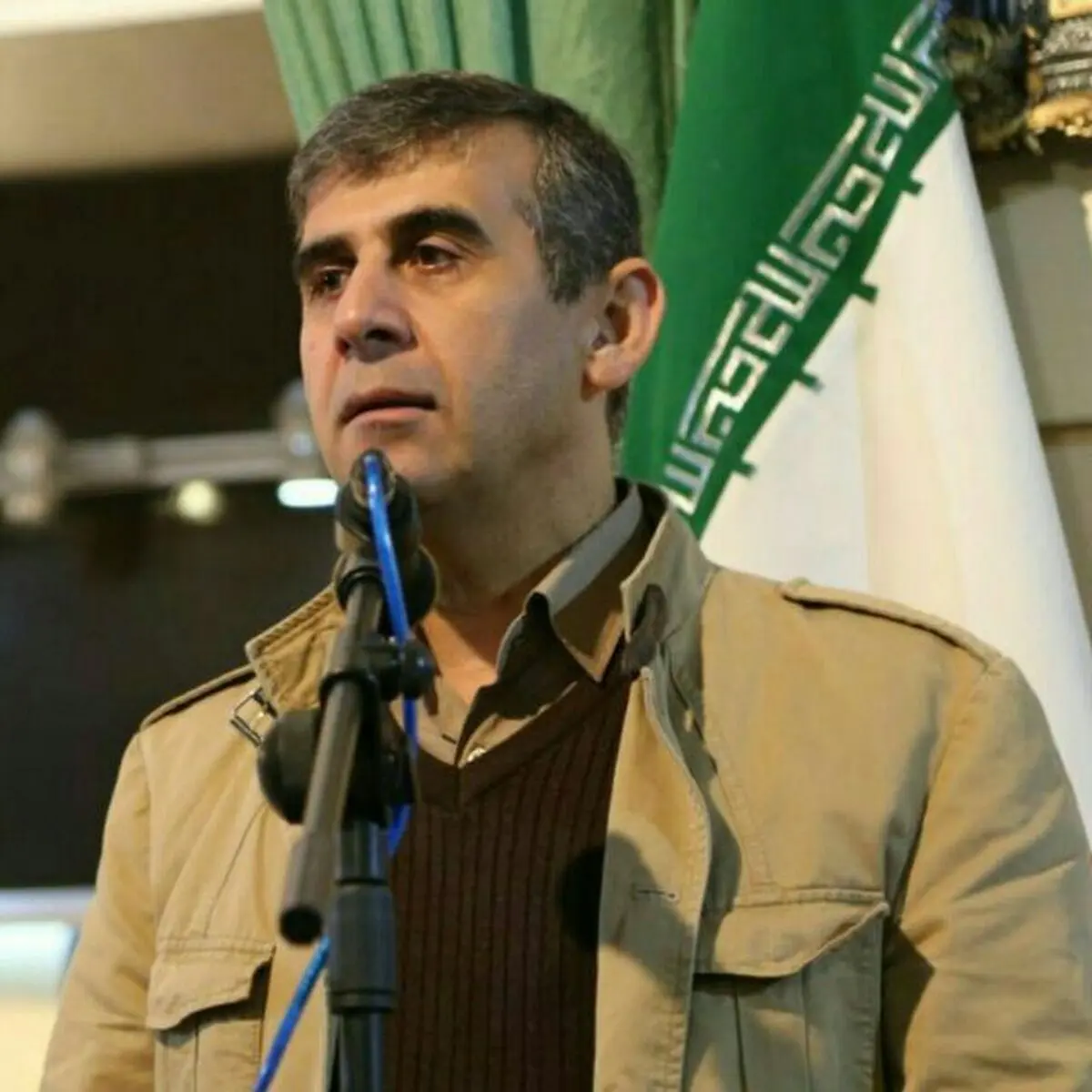 ساخت تندیس مفاخر در هویت بخشی به شهرها موثر است