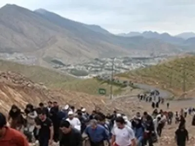 همایش کوهپیمایی خانوادگی در ارتفاعات لرستان برگزار شد