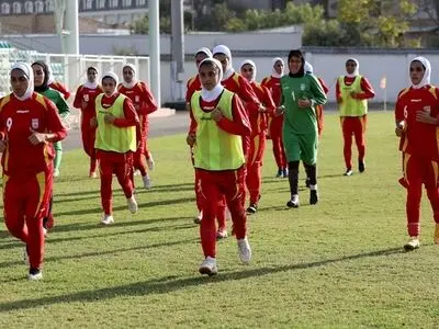 برگزاری نشست فنی با بازیکنان تیم ملی فوتبال بانوان