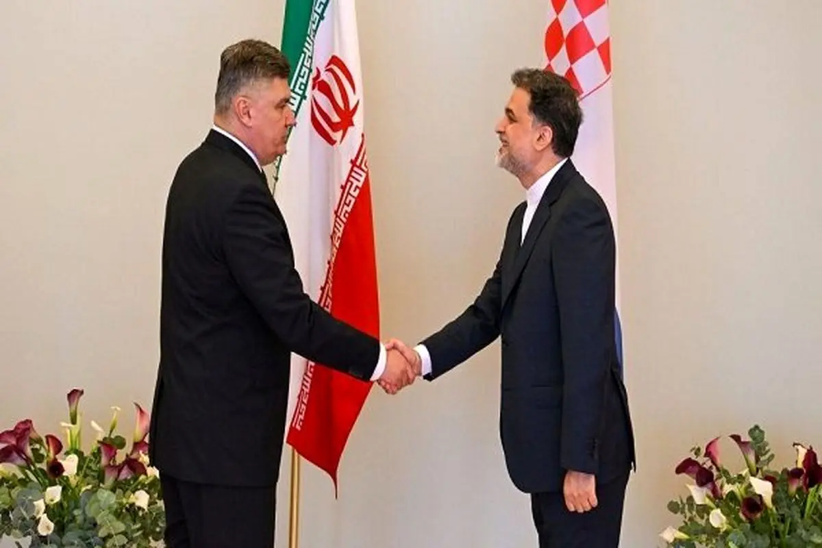 سفیر ایران استوارنامه خود را به رئیس جمهور کرواسی تقدیم کرد