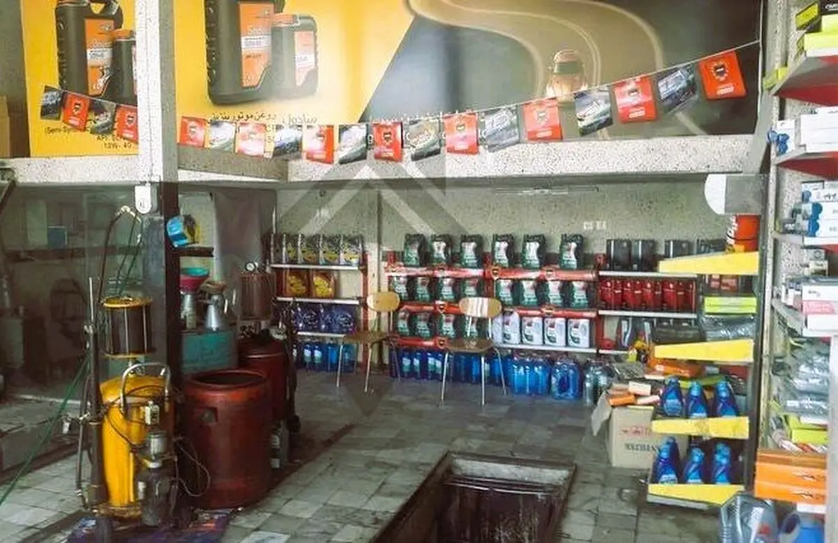 سرویس‌های ساده خودرو میلیونی شد؛ بازار روغن موتور زیر فشار گرانی