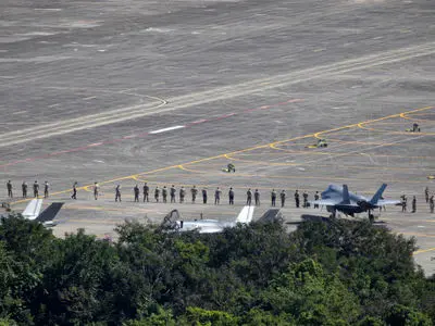 تکرار اقدام فراقانونی دولت آمریکا؛ یک نفتکش دیگر ونزوئلا تحت تعقیب قرار گرفت