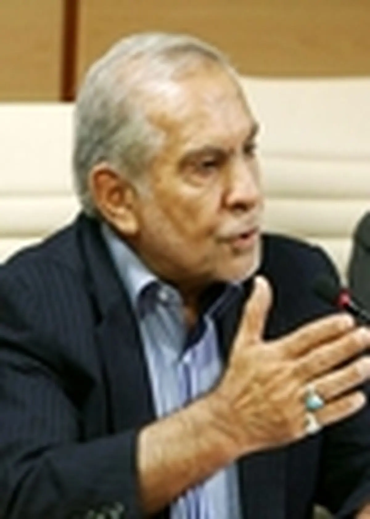 احمد ناطق‌نوری از بیمارستان مرخص شد