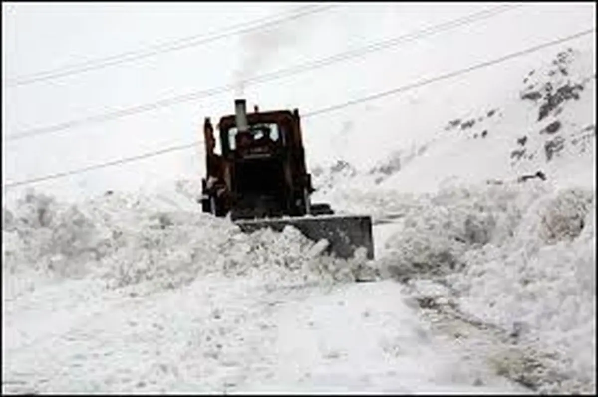  راه ارتباطی ۹۳ روستای بروجرد بر اثر بارش برف مسدود شد