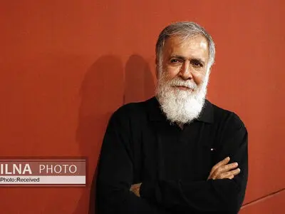 اغلب طراحی‌های جشنواره تجسمی؛ «گنگ»، «بازاری» و «غیر بومی» هستند/ هنرمندی که طراحی نمی‌داند «دیدن» و «اندیشه‌ورزی هنری» را بلد نیست
