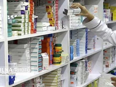 کشف داروی تاریخ گذشته به ارزش یک میلیارد و ۵٠٠ میلیون تومان از داروخانه‌های فردیس 