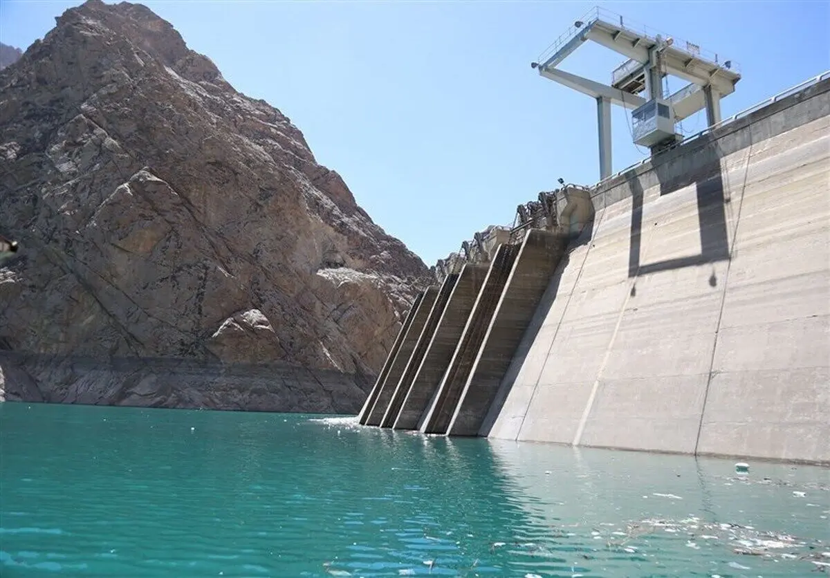 کاهش ۳۳ میلیون متر مکعبی حجم آب حوضه کارون بزرگ در لرستان