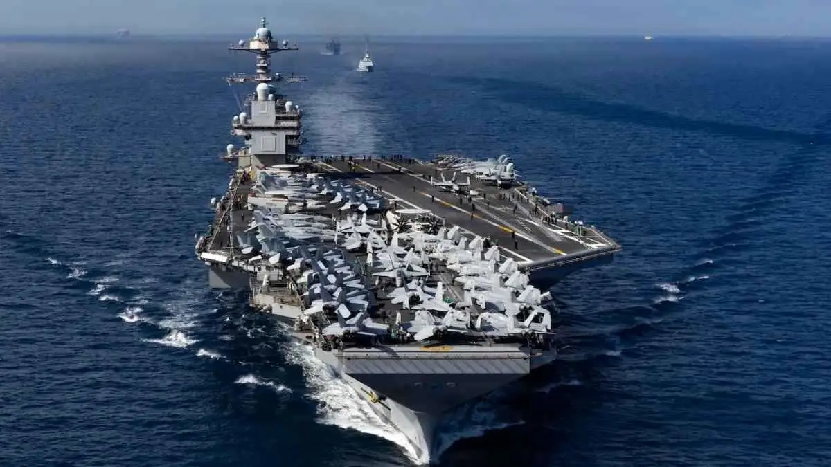 هم‌زمان با تهدیدهای نظامی علیه مادورو؛ آمریکا سناریوی «سرنگونی کوبا» را پیش می‌برد