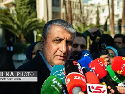 إسلامی: لا یمکن لوکالة الطاقة الذریة الدولیة المطالبة بتفتیش المواقع المستهدفة قبل وضع بروتوکول للتفتیش