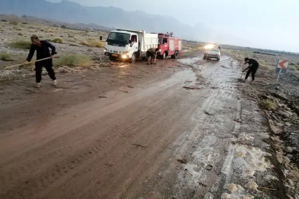 بازگشایی تمامی راه‌های اصلی مسدود شده جنوب استان در پی سیلاب