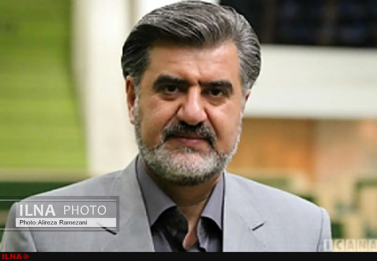 جلوتر از ولایت حرکت نکنیم/ در مملکتی که دموکراسی حاکم است باید صدای همه شنیده شود