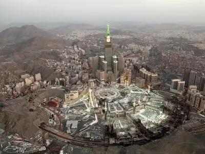 خودکشی فردی در مسجد‌الحرام