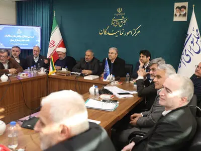 عدم ثبات نرخ ارز مهمترین دغدغه اصناف و بازاریان است 