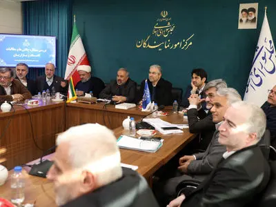 عدم ثبات نرخ ارز مهمترین دغدغه اصناف و بازاریان است 