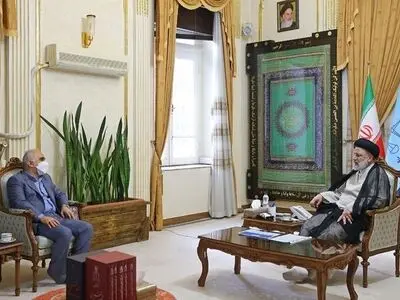 دژپسند درباره وضعیت اقتصادی کشور به رئیسی گزارش داد