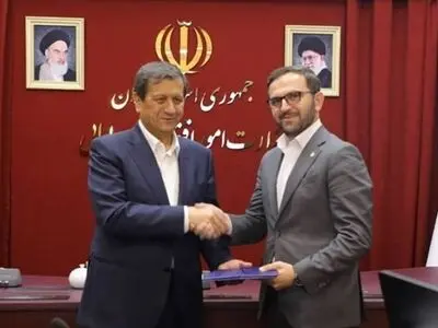 آیین معارفه مدیرعامل بانک کشاورزی با حضور وزیر اقتصاد برگزار شد