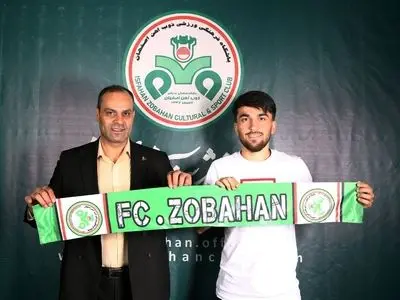 "احسون پنشنبه" به ذوب آهن اصفهان پیوست