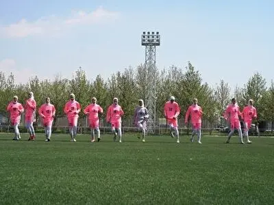 مهینی ۲۷ بازیکن را به اردو فرا خواند