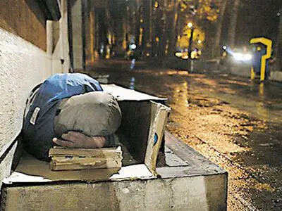 رده سنی کارتن‌خواب‌ها از ۱۷ تا ۹۰ سال است/ممنوعیت بکارگیری کودکان در کارگاه‌های تفکیک زباله ضمانت اجرا ندارد