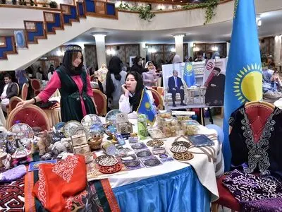 بازارچه خیریه باشگاه دیپلماتیک وزارت خارجه 