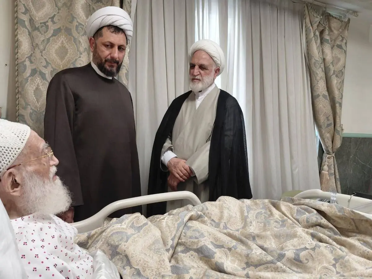 عیادت رئیس قوه قضائیه از آیت‌الله نوری همدانی 