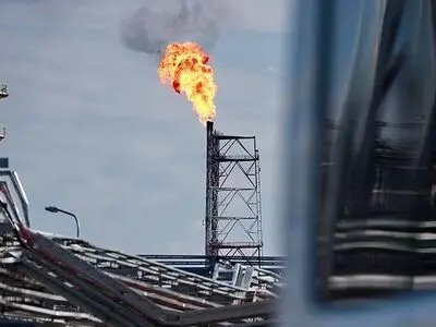 نفت حداقل موجودی صندوق توسعه را بر باد داد/ تاثیر فروش روزی ۲ میلیون بشکه نفت را در اقتصاد ندیدیم