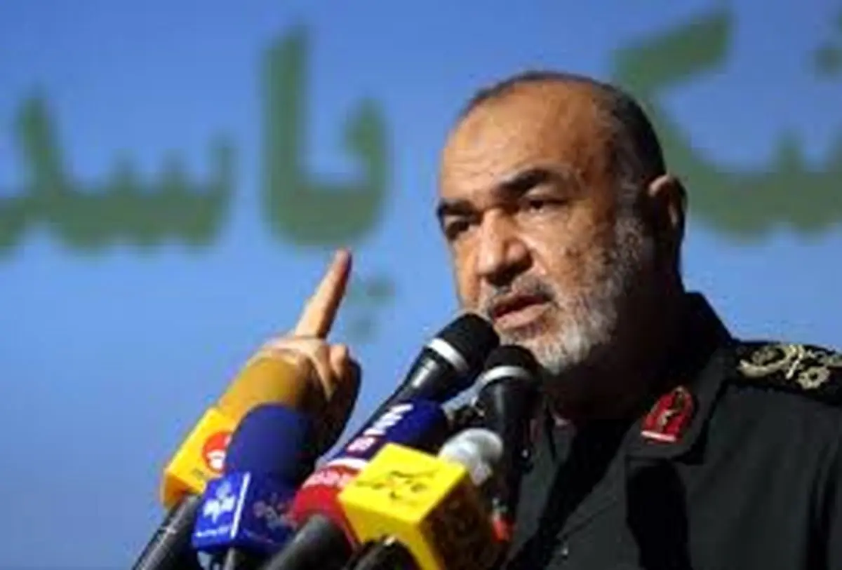 سرلشکر سلامی خطاب به آمریکاییها: برای هر سناریویی آمادهایم