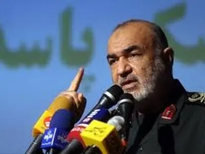 سرلشکر سلامی خطاب به آمریکایی‌ها: برای هر سناریویی آماده‌ایم