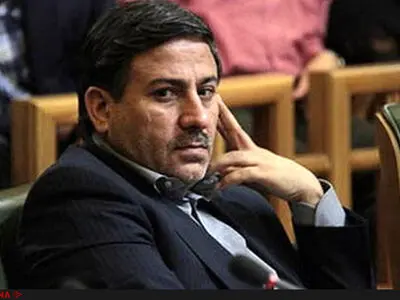 نارضایتی و عدم برخورد با متخلفان در "دفاتر خدمات الکترونیک شهر" 