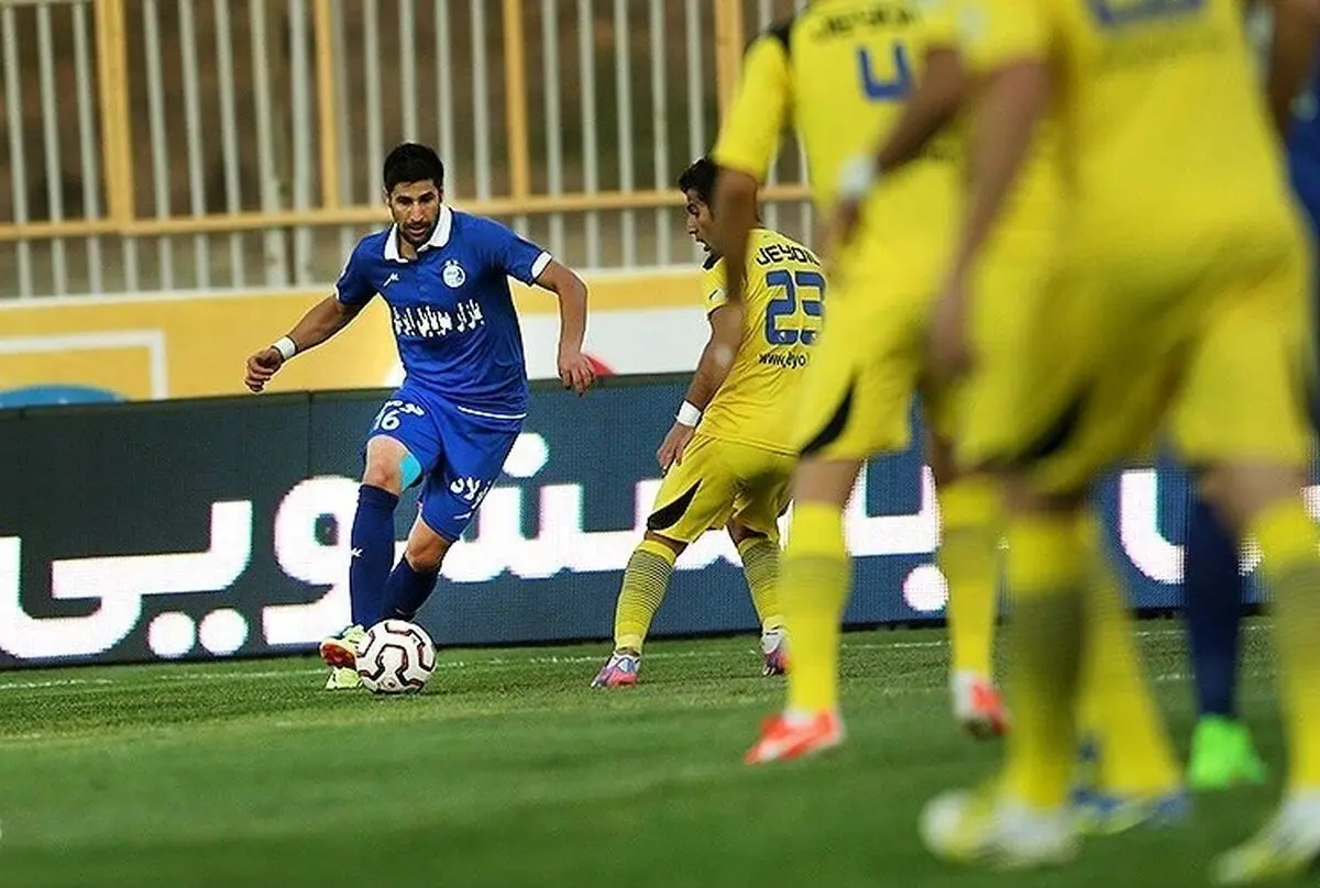 صدر جدول آبی- نفتی می‌شود یا سرخ/ گام‌های لرزان پرسپولیس در مسجد سلیمان