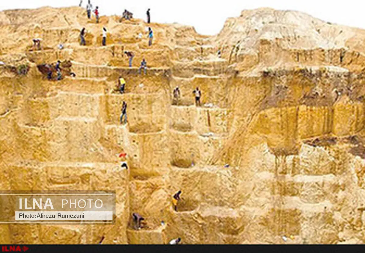 حدیث بی‌قراری کارگران آق دره/ هم سرطان می‌گیریم، هم شلاق می‌خوریم