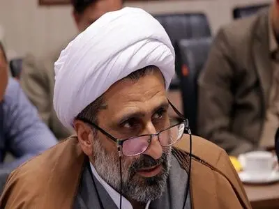 نظریات غربی باید نقد، تحقیق و تفحص شوند