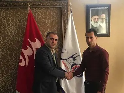 مهاجم پدیده قراردادش را تمدید کرد