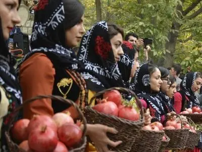 خواستار ثبت جهانی جشن انار به نام اورامانات هستیم 