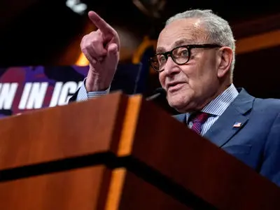 ترامپ باید استدلال خود درباره حمله به ایران را با مردم آمریکا مطرح کند