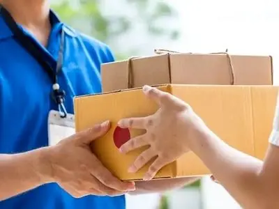 برای تحویل مرسوله پستی درب منزل چه کاری باید انجام دهیم؟