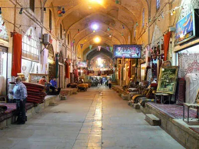 مرمت بازار فرش احیای هویت تاریخی مشهد است
