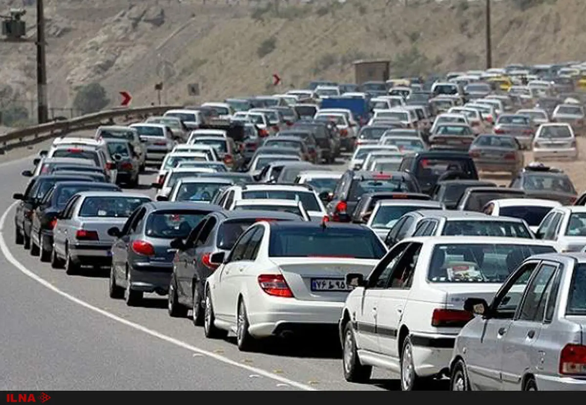 ترافیک سنگین در محورهای شمالی/ ممنوعیت تردد خودروها از کرج به سمت شمال