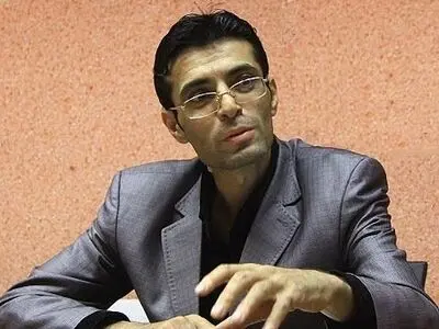برپایی محفل شعر عاشقانه در نمایشگاه کتاب تهران